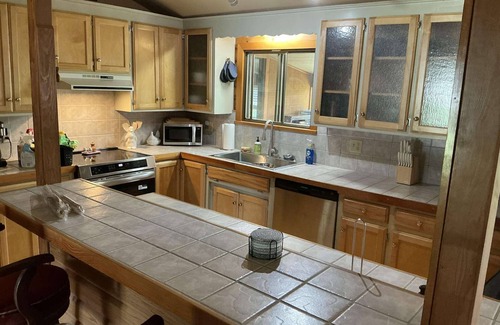 Beaver Shores House | LOREL'S Log Home 3BDR - Lake, Trails, Firepit, Pool Table