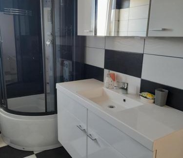 Pirovac Apartment | loren