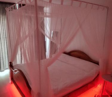 Ploiesti Apartment | Lorena from White Tower