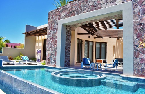 Nopolo House | Loreto Bay Luxury Golf Course Casa-pool, hot tub,daily clean, views