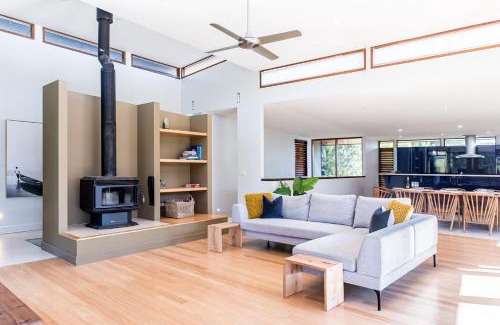 Peregian Beach House | Lorikeet Sands