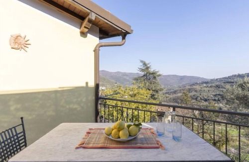 Villa Viani House | Lory House by Interhome