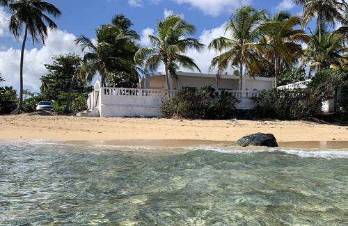 Bravos de Boston House | Los Cocos, a private beachfront house, in Vieques