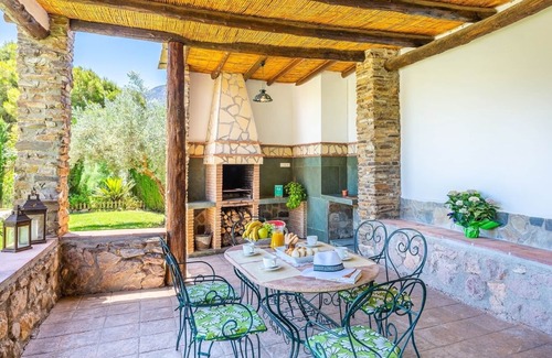 Orgiva Villa | Los Olivos de Orgiva Órgiva by Ruralidays