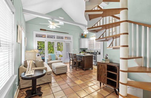 Key West Historic District House | LOST SHAKER OF SALT ~ 3 Bed, 2 Bath Pet Friendly with 40' Private Heated Pool