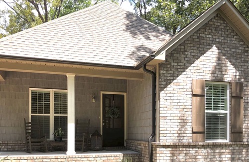 Oxford House | Lost Texans Cottage in the woods