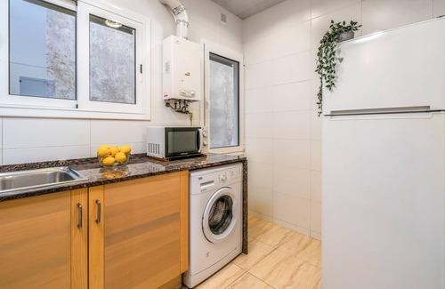 el Fort Pienc Apartment | Lots of light and space!