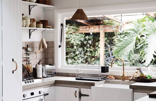 Pambula House | Lotte's Hjem | A 150 year old cottage in the heart of Pambula