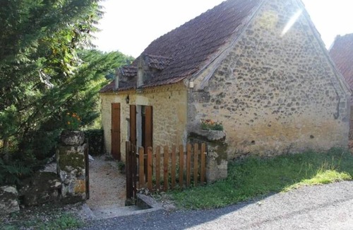 Tursac House | Lou Calypsou, charming Périgourdine in the peace of the countryside and view of the hills