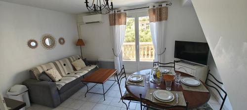 Paradou Apartment | Lou Olivie, appartement climatisé avec piscine aux pieds Alpilles