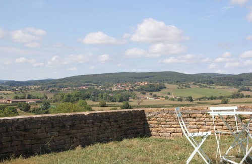 Jalogny House | Loue Maison 14 Couchages Avec Grand Jardin - Cluny Bourgogne