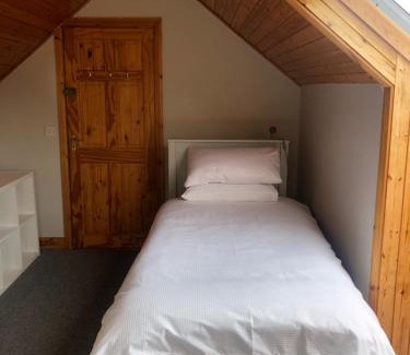 Drumsna Apartment | Lough Aduff Lodge 5 minutes from Carrick on Shannon