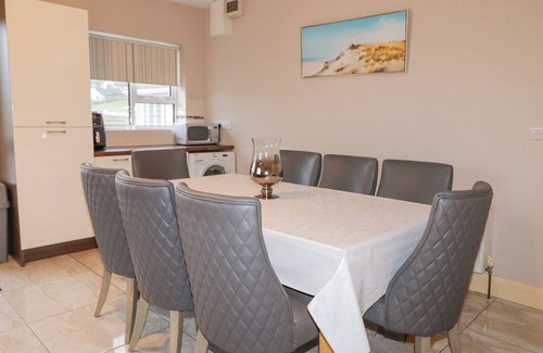 Loughanure House | LOUGHANURE LAKE VIEW, pet friendly in Loughanure, County Donegal