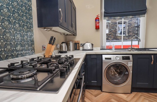 Ambleside Cottage | LOUGHRIGG VIEW, family friendly in Ambleside