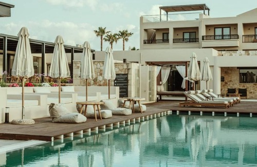 Pyrgos Psilonerou House | Louis Asterion Suite & Spa Planet Deluxe Inland View BB 3 people
