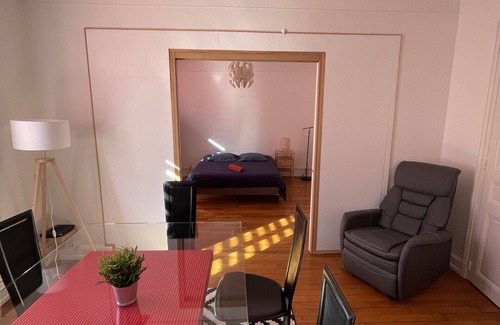 Vittel Apartment | Louis: Charming 2-bedroom apartment in the center of Vittel (free parking)