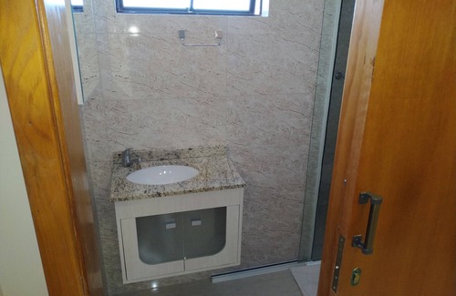 Esplanada Apartment | Louise Building - Apt 202