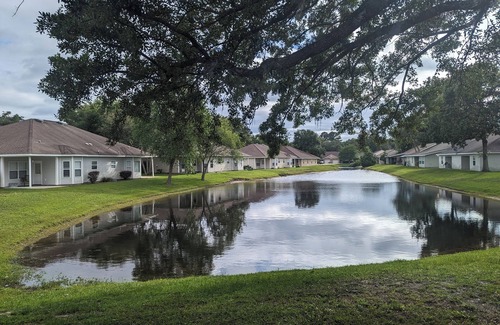 Dock Junction House | Louise's Coastal Cottage - Pet Friendly. 15 min to St. Simons
