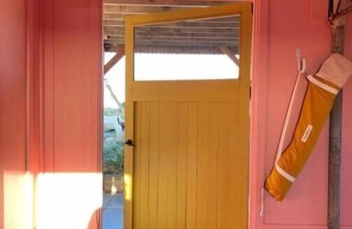 Yorke Peninsula House | Love & Mutiny : Pink 1950s shack Tranquillity plus