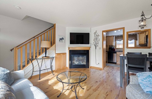 Coeur d'Alene Condo | Love the Location ! A few blocks to restuarants, hiking and beach!