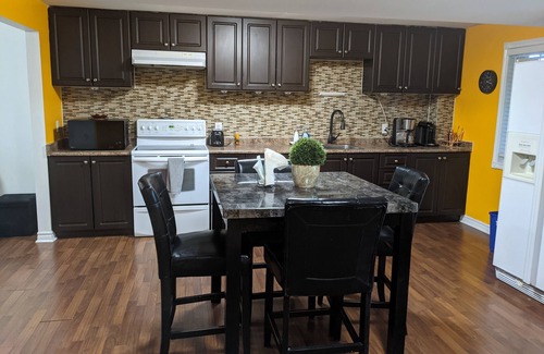Bradford Apartment | Lovely basement apartment in the heart of Bradford