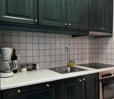 Xifias House | Lovely 1-bedroom apartment in front of sandy beach