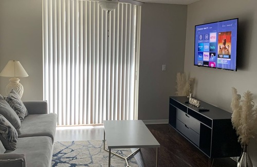 Tamarac Apartment | Lovely 1-bedroom ENTIRE space Near Ft Lauderdale