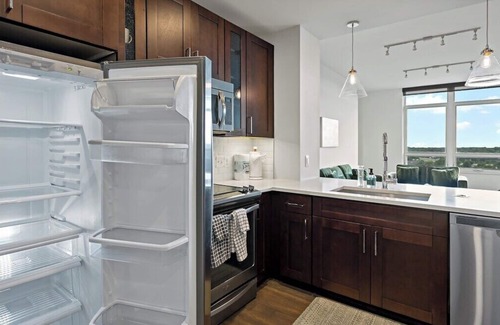 McLean Apartment | Lovely 1B1B Unit| Luxe | Prime Location | SpaciousLovely 1B1B Unit| Luxe | Prime Location | Spacious