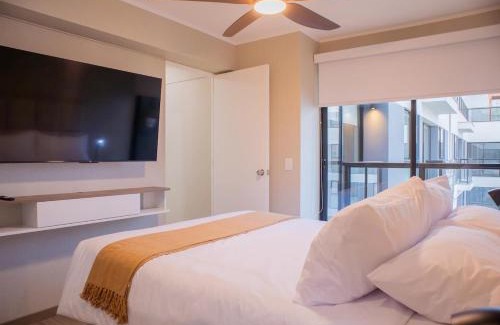 Surquillo Apartment | Lovely 1BR with Swimming Pool in San Isidro