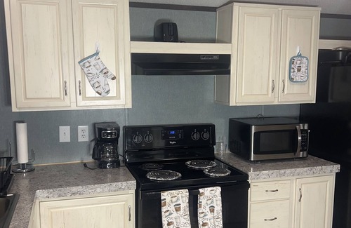 Port Lavaca House | Lovely 2/2 Coastal Home next to Beach and fishing