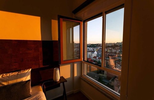 Penha de Franca Apartment | Lovely 2-Bed Apt Overlooking Lisbon Skyline