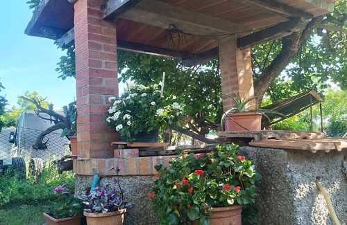 Poggiarello Apartment | Lovely 2-bedroom apartment in Tuscany Chianti with AC, WiFi garden private