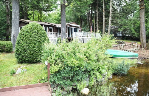 Williamsburg House | Lovely 2-bedroom bungalow in Williamsburg. Disconnect from it all!