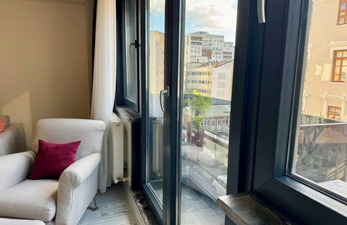 Bomonti Apartment | Lovely 2 Bedroom - Bomonti 42 Suites