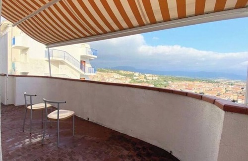 Scalea Apartment | Lovely 2-bedroom rental with patio in Scalea