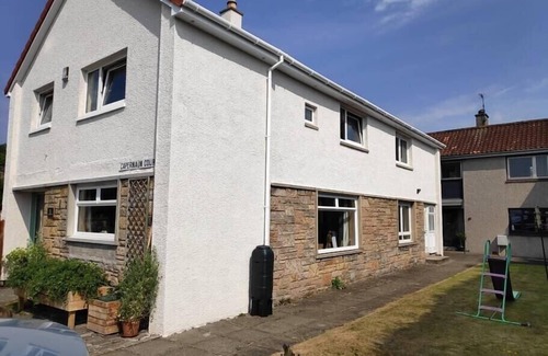 Limekilns Condo | Lovely 2BD Flat in Picturesque Limekilns Fife