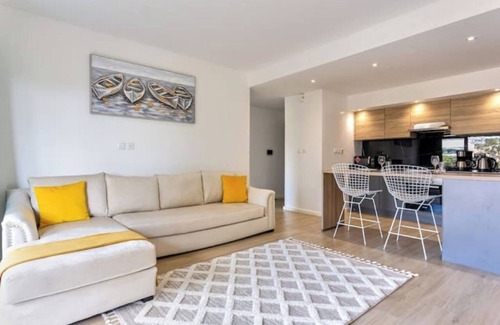 Lavington Apartment | Lovely 2bedroom apartment in Riverside