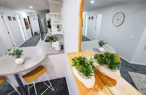 Grafton Apartment | Lovely 2br apt w free parking