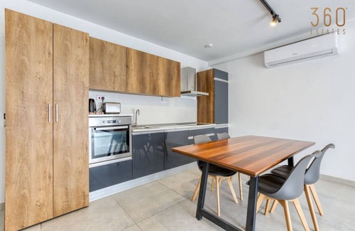 Swieqi Apartment | lovely 2BR Apt w/pool access & balcony in Swieqi