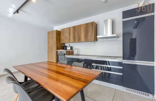 Swieqi Apartment | lovely 2BR Apt w/pool access & balcony in Swieqi