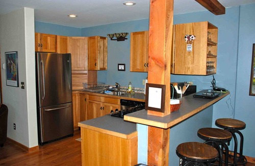 Crested Butte House | Lovely 2BR in Town. Two blocks from Elk. Steps from Free Ski Shuttle.
