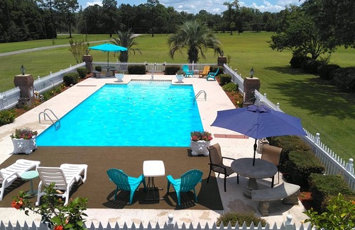 Waresboro Condo | Lovely 2nd floor guest suite RV Resort Clubhouse