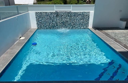 Camaceyes Apartment | Lovely 3-bedroom apt #6 5 minutes from Crash Boat beach