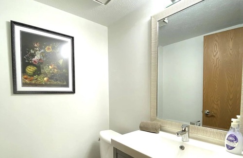 Moraine House | Lovely 3 Bedroom Condo in Centerville!