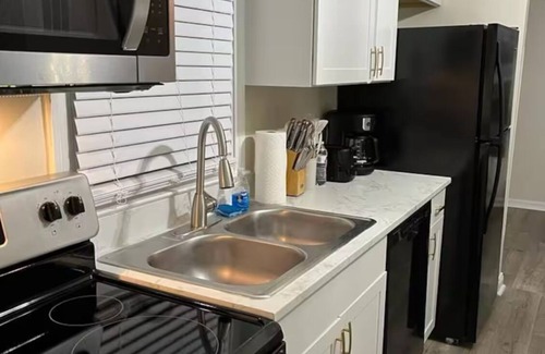 Laurel House | Lovely 3-bedroom house in Richmond downtown