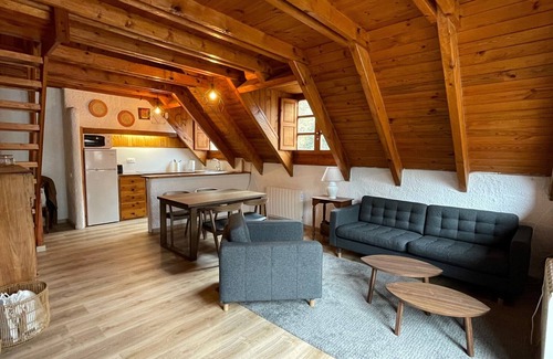 Arties Apartment | Lovely 3 bedrooms Top-floor at Spain top mountain and ski resort Baqueira-Beret