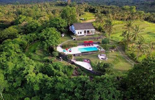 Kalibukbuk Villa | Lovely 3BR Villa W/Amazing Pool & Sea views, Bali Villa 2235