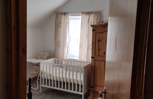 Mullaghbawn Apartment | Lovely 4-bed property in Mullaghbawn