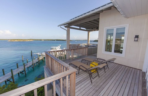 Staniel Cay House | Lovely 5br 5 bath luxury Villa-Can be rented 3 ways.Entire,Upper or Lower levels