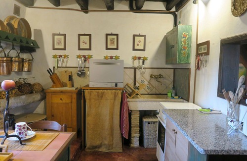 Strassoldo Apartment | Lovely apartment for 2 guests with patio, pets allowed and parking